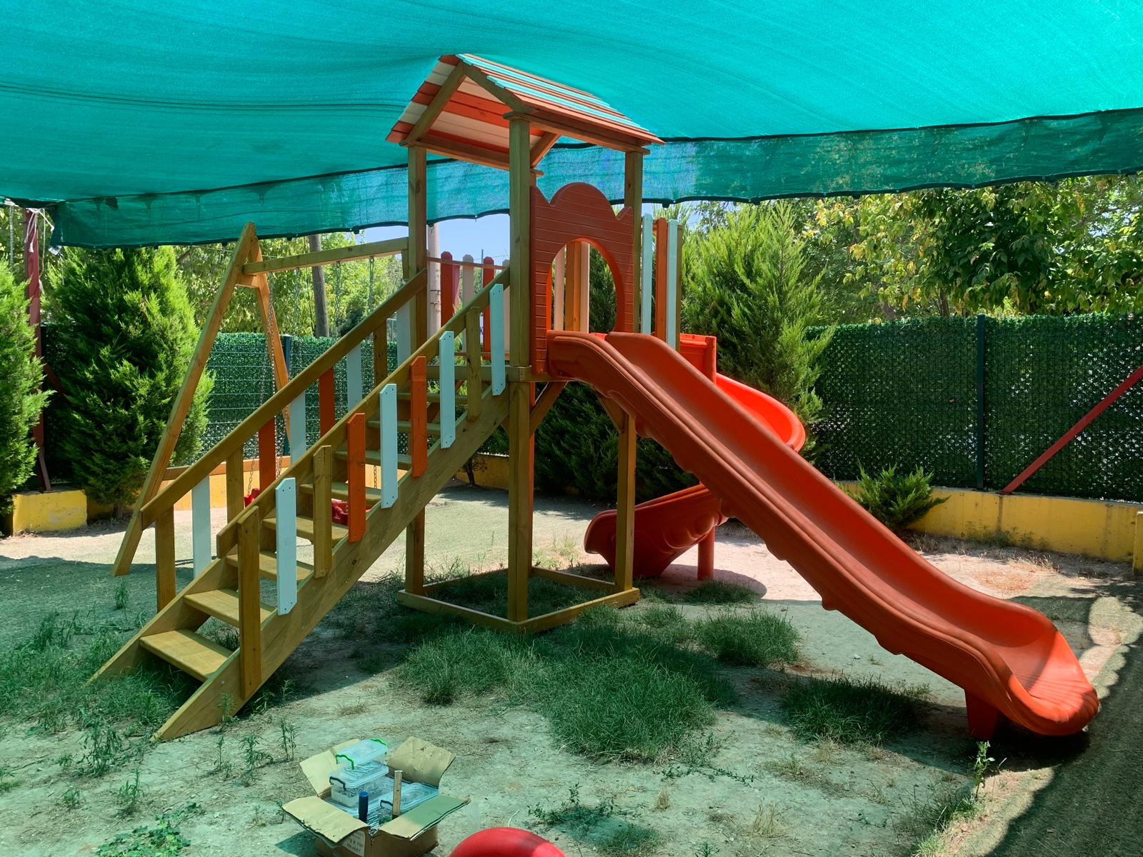 Ahşap Oyun Parkı